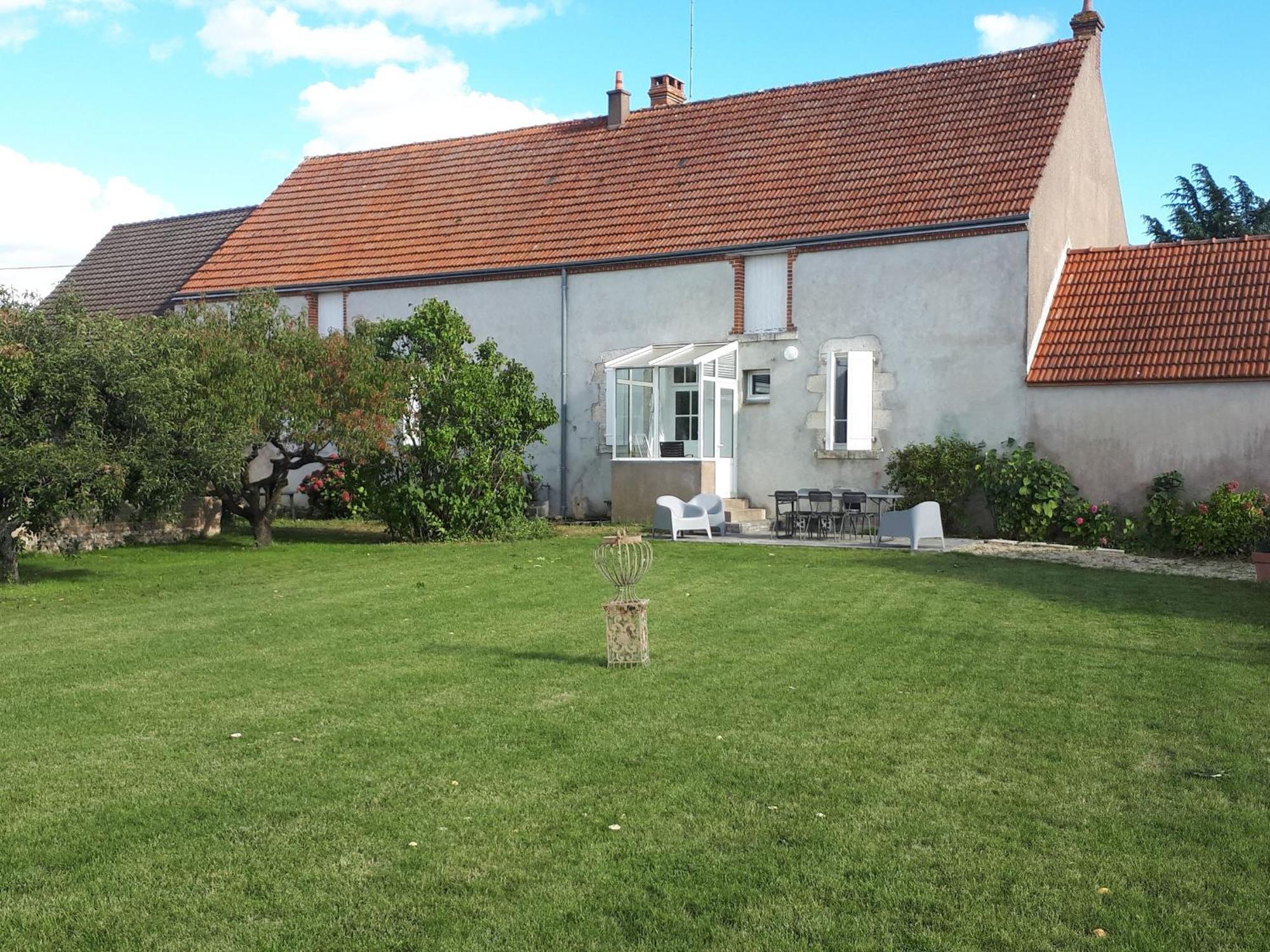 Gite Champetre A Mareau-Aux-Pres: Terrasse, Jardin, Et Confort Pour 6 Personnes - Fr-1-590-140 Exteriér fotografie