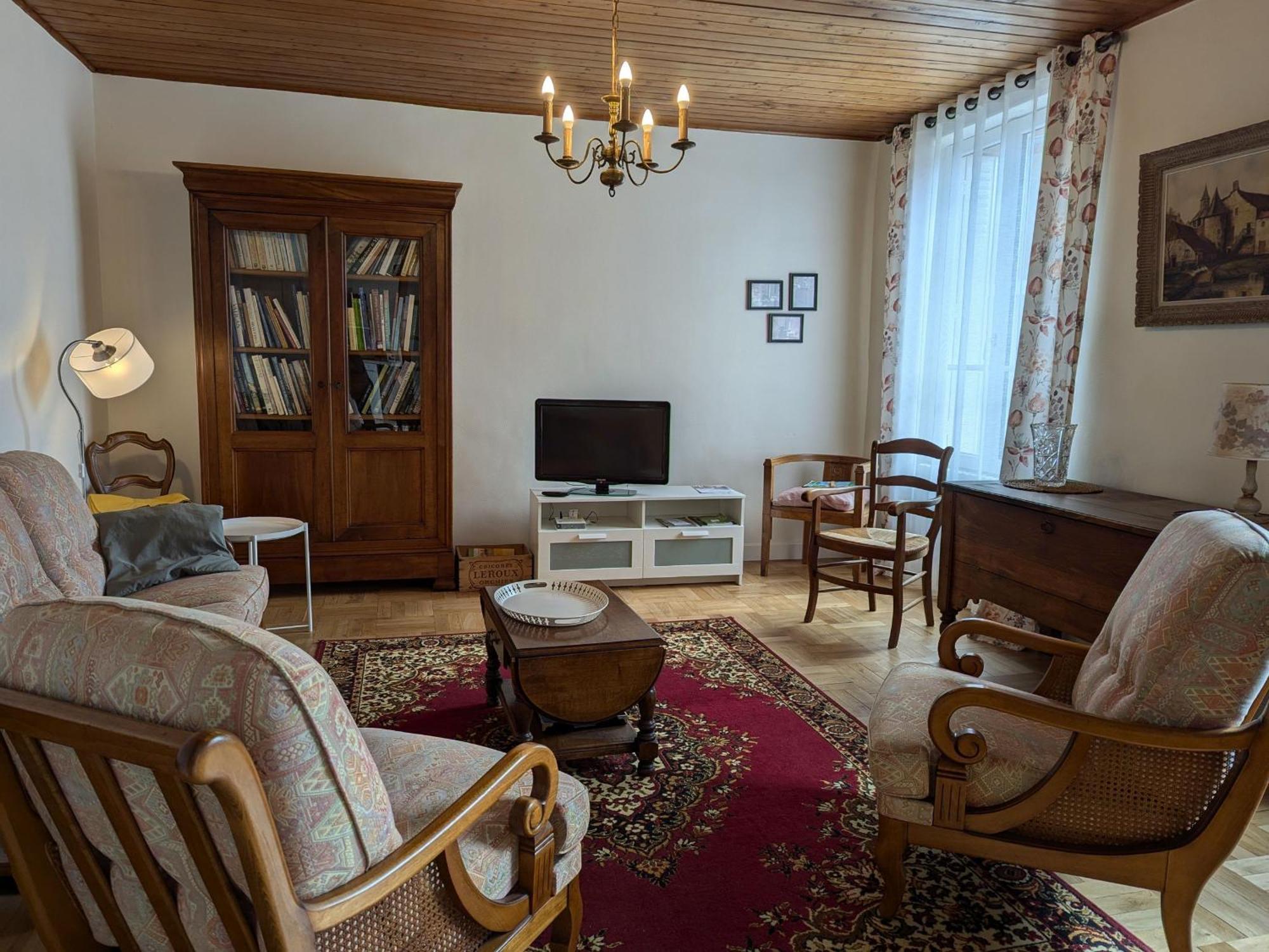 Gite Champetre A Mareau-Aux-Pres: Terrasse, Jardin, Et Confort Pour 6 Personnes - Fr-1-590-140 Exteriér fotografie