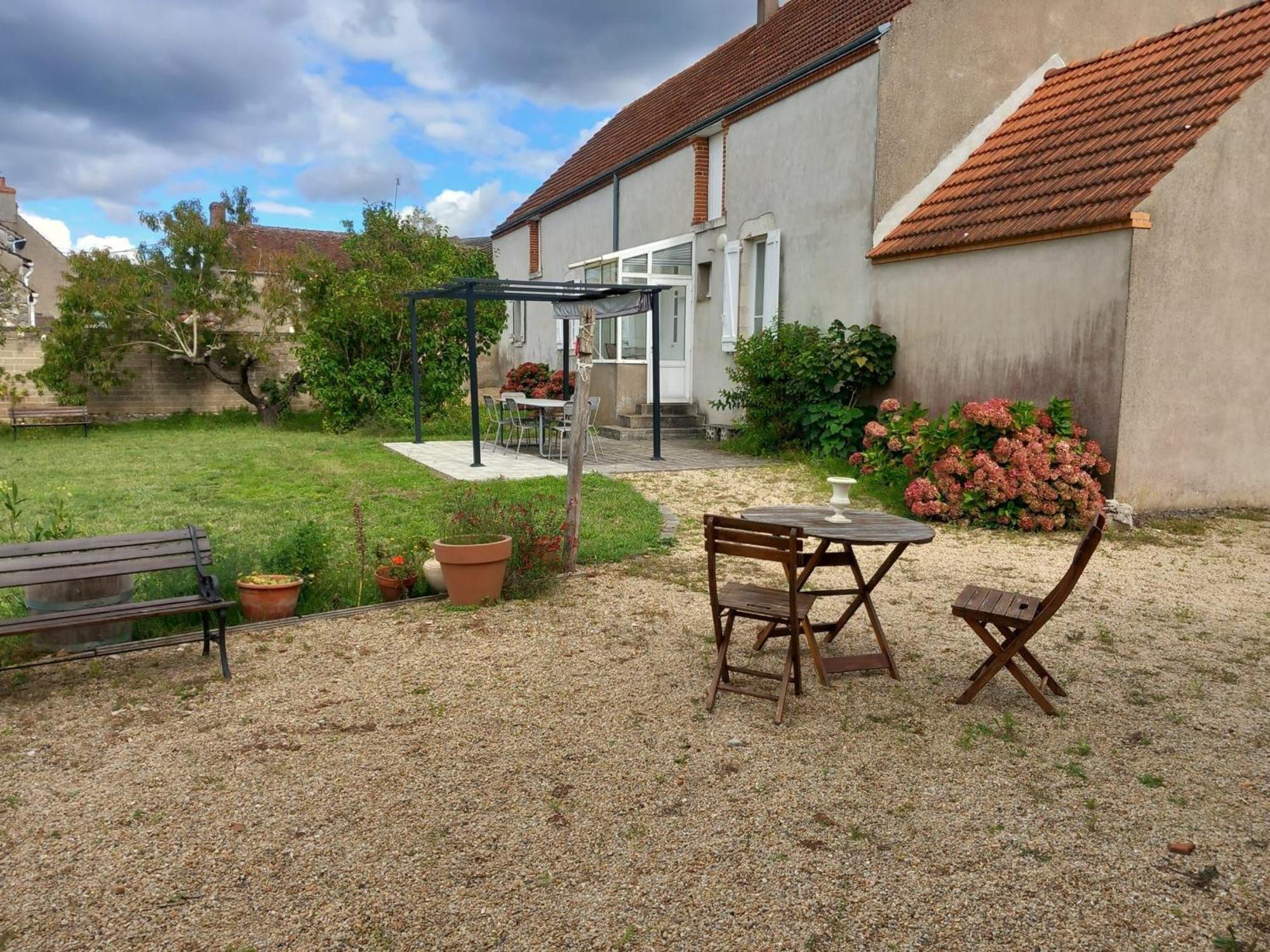 Gite Champetre A Mareau-Aux-Pres: Terrasse, Jardin, Et Confort Pour 6 Personnes - Fr-1-590-140 Exteriér fotografie